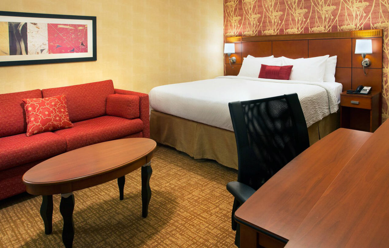 Courtyard By Marriott Phoenix Airport Екстериор снимка